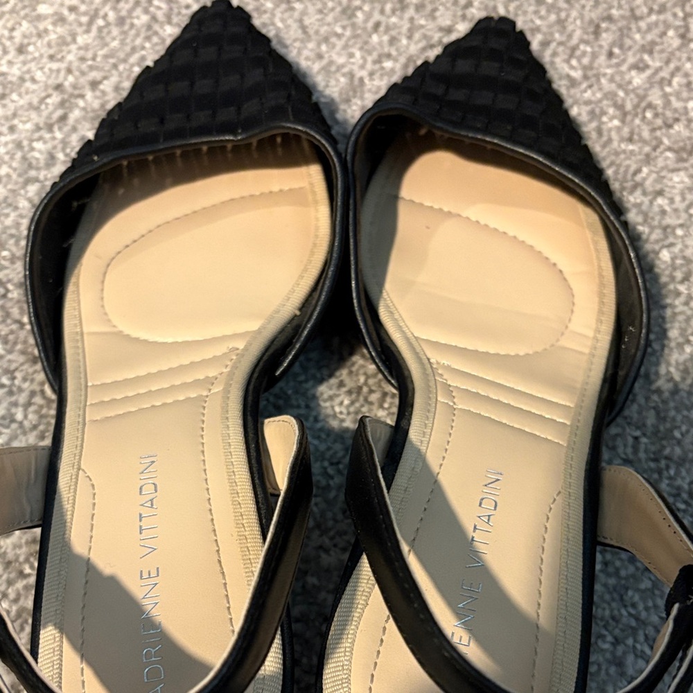 Adrienne Vittadini Black Textured Slingback Pointed Kitten Heels - Picture 2 of 7
